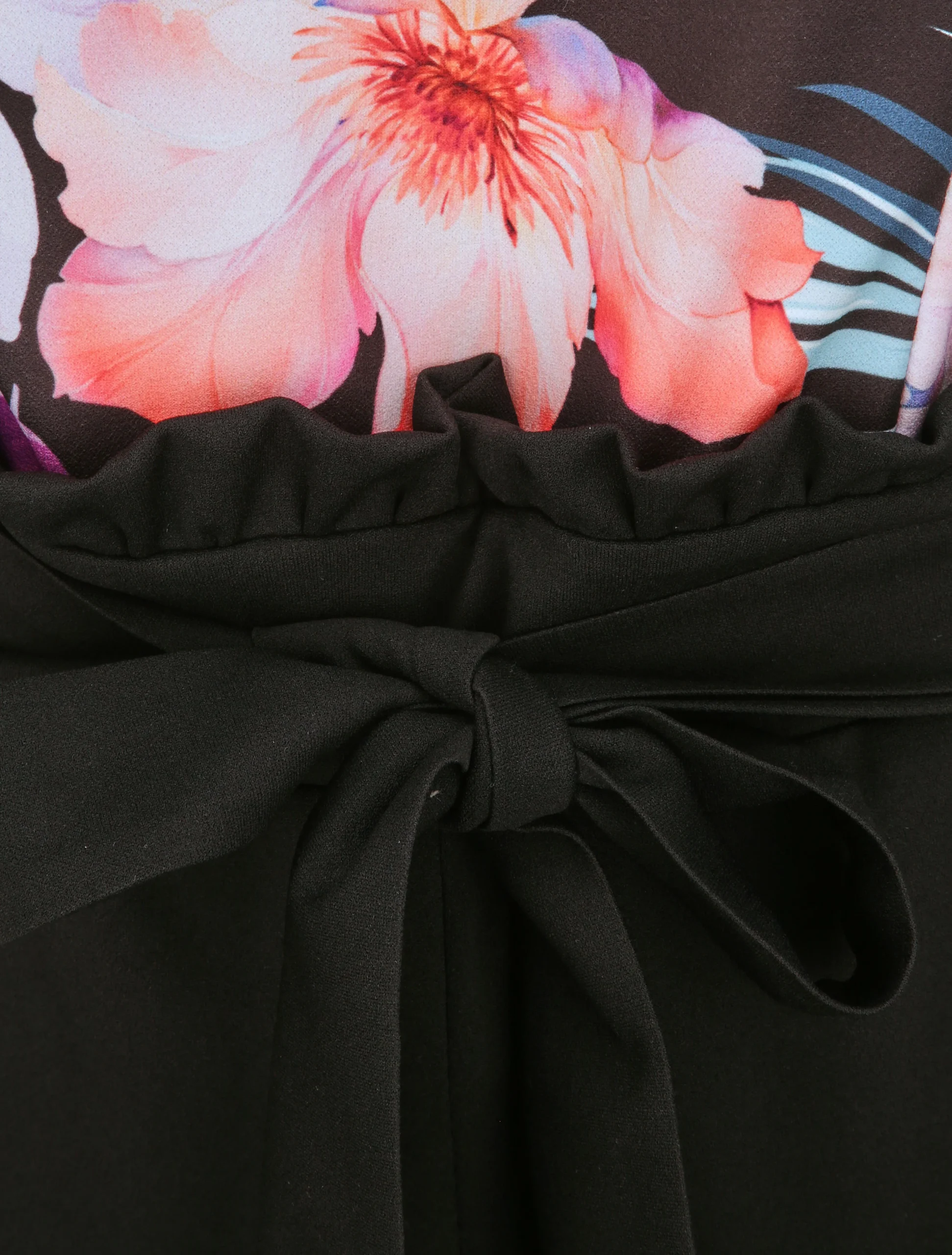 Mono trapezoidal con busto de estampado floral - Negro - Imagen 3