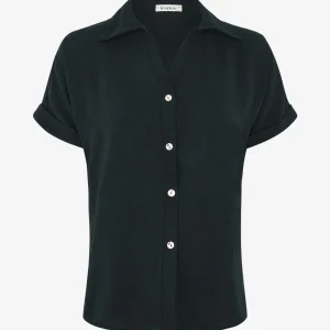Blusa lisa abotonada - Negro